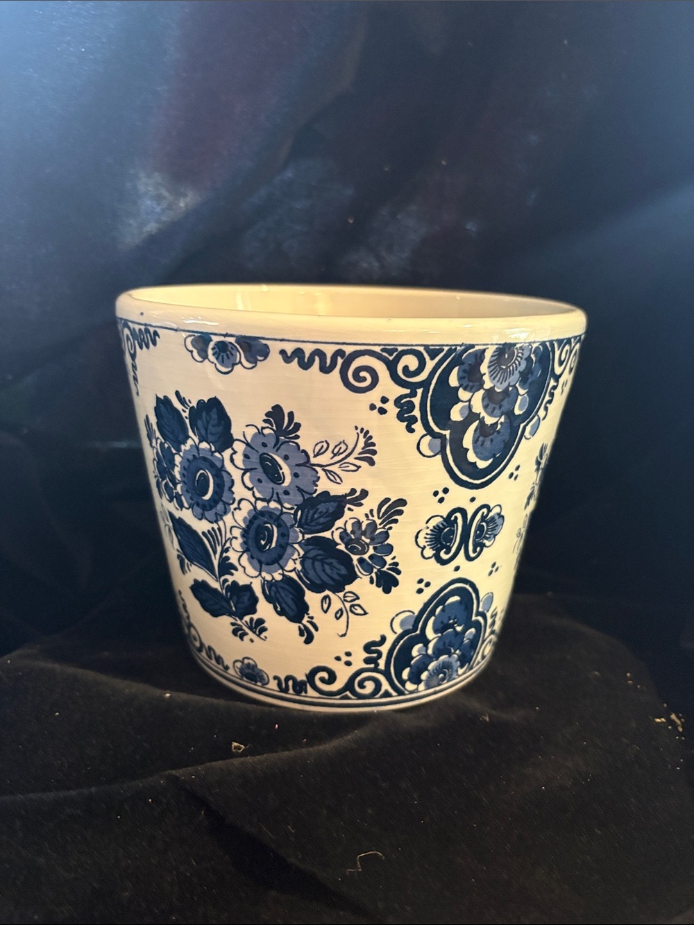 Blue Delft Floral Ceramic Planter Pot - Classic Home Art